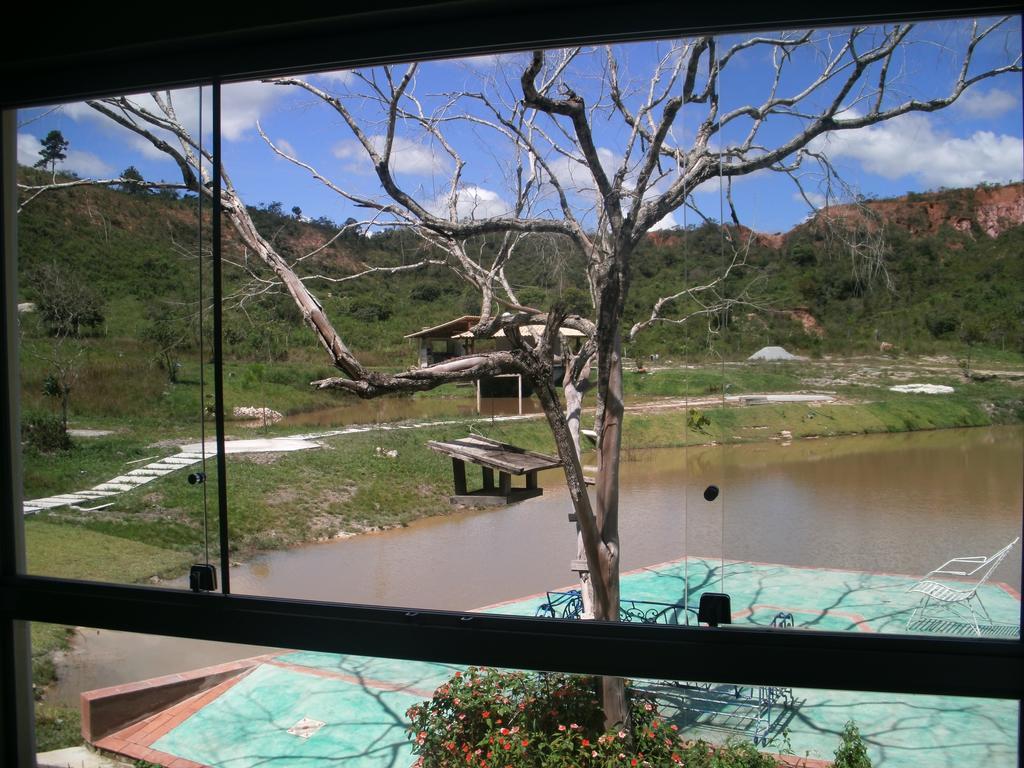 Jardim Dos Sonhos Hotel Santo Antonio do Leite Luaran gambar