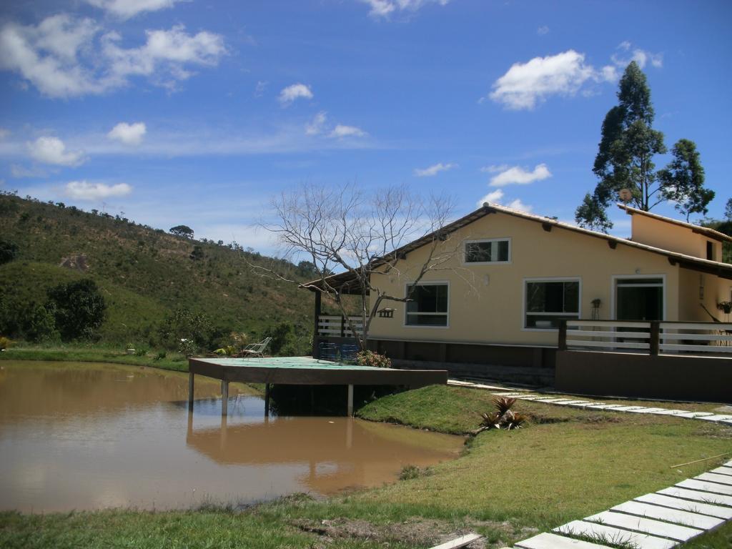 Jardim Dos Sonhos Hotel Santo Antonio do Leite Luaran gambar