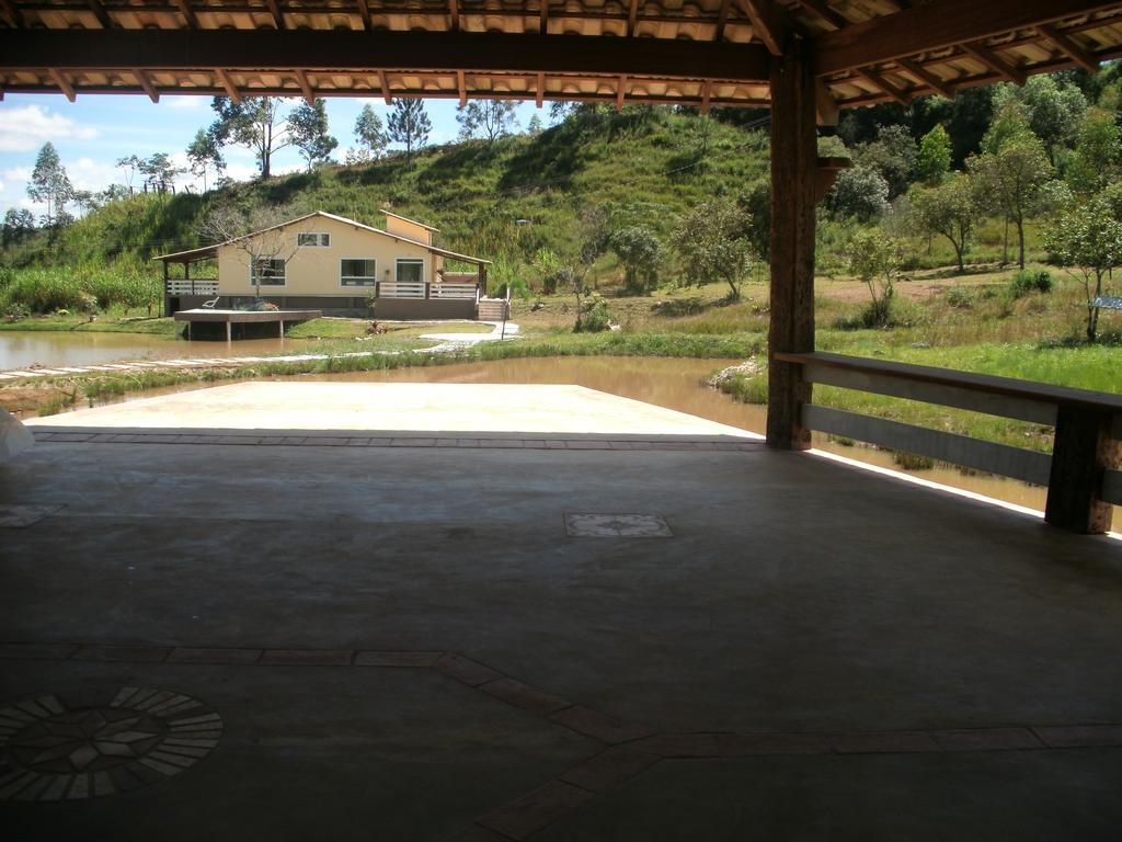 Jardim Dos Sonhos Hotel Santo Antonio do Leite Luaran gambar
